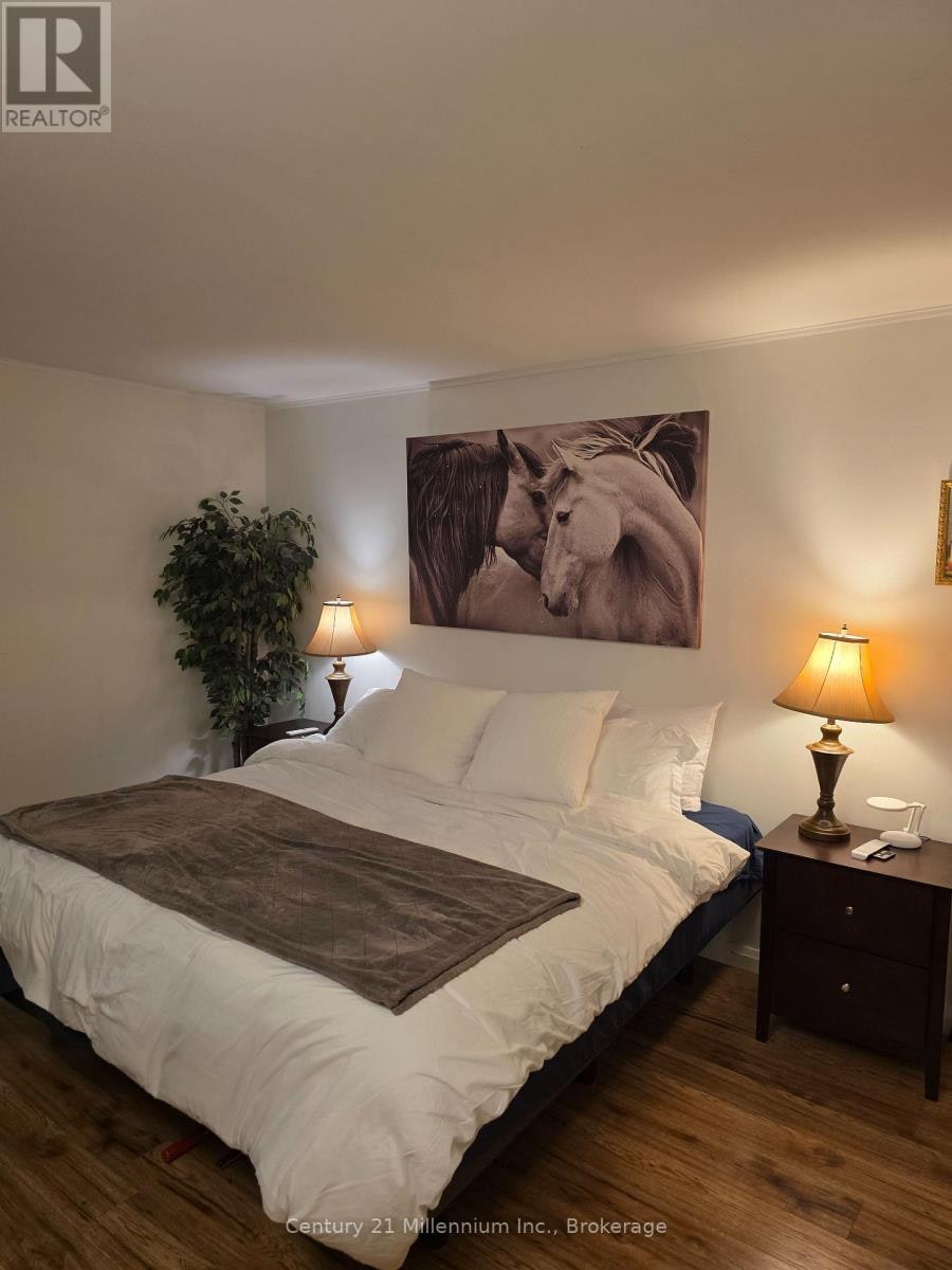 341-11 Harbour Street W, Collingwood, ON, L9Y 5B4 - 23