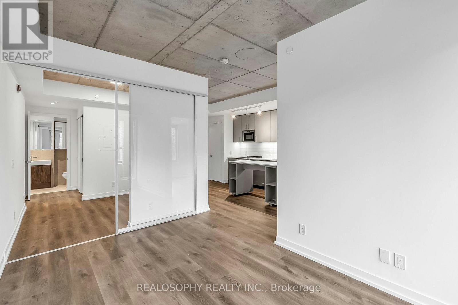 308-115 Larchmount Avenue, Toronto, ON, M4M 2Y6 - 5