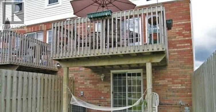 39-151 Clairfields Drive E, Guelph, ON, N1L 1P5 - 2