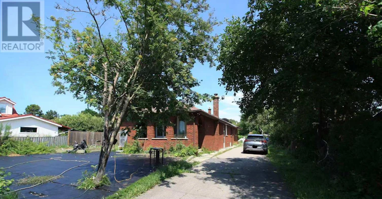 12973 Warden Avenue, Whitchurch-Stouffville, ON, L4A 3X9 - 2