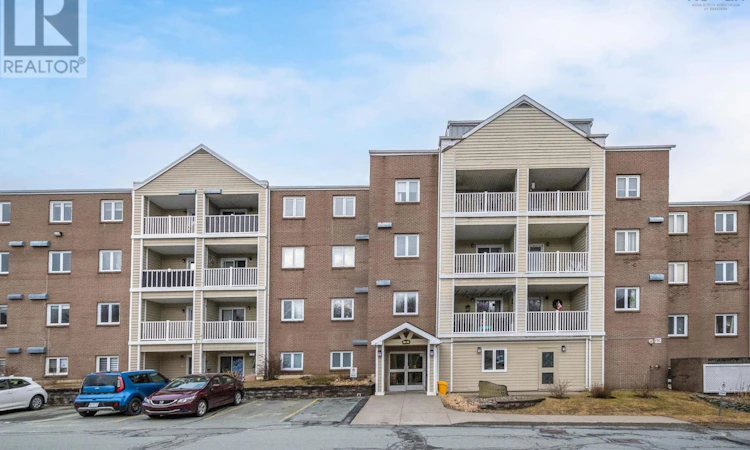 417-15 Langbrae Drive