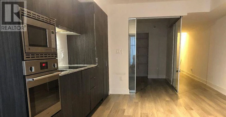 324-955 Bay Street, Toronto, ON, M5S 2A2 - 8