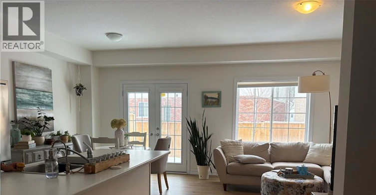 32 Dewberry Drive, Kitchener, ON, N2B 0A9 - 8