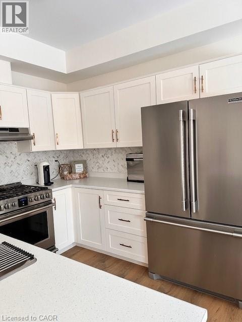 32 Dewberry Drive, Kitchener, ON, N2B 0A9 - 5