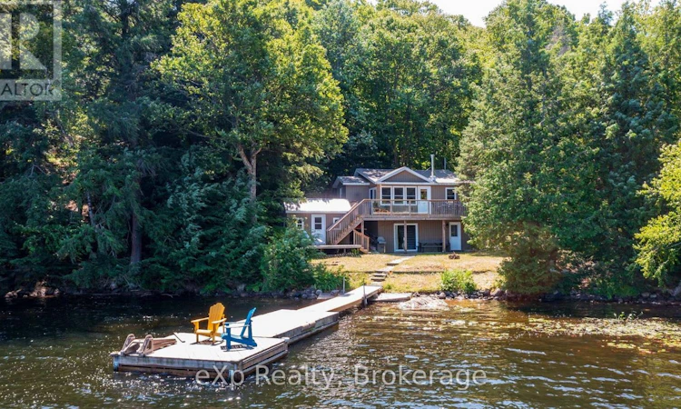 31 Loon Echo Trail