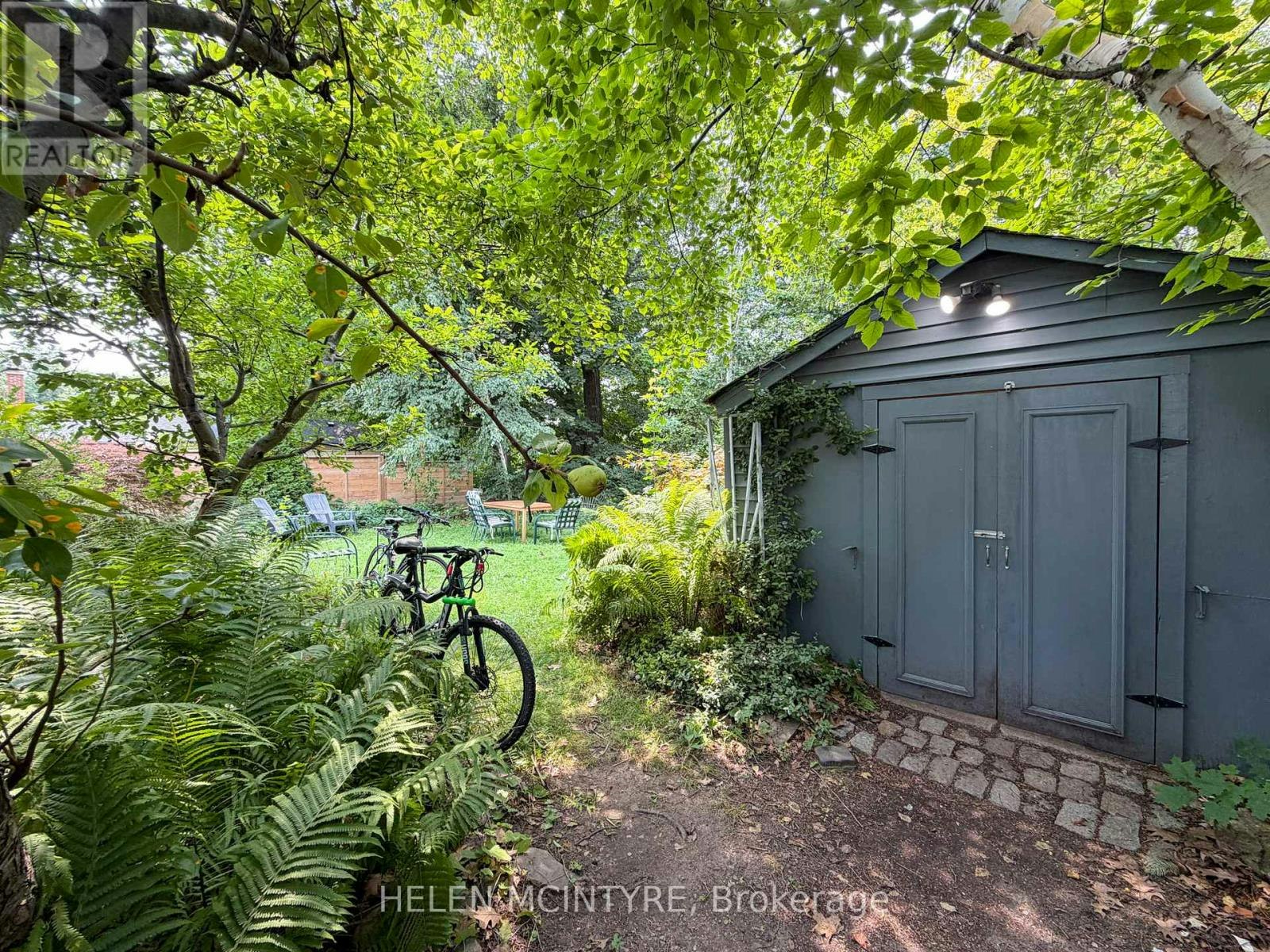 34 Dunning Crescent, Toronto, ON, M8W 4S8 - 31