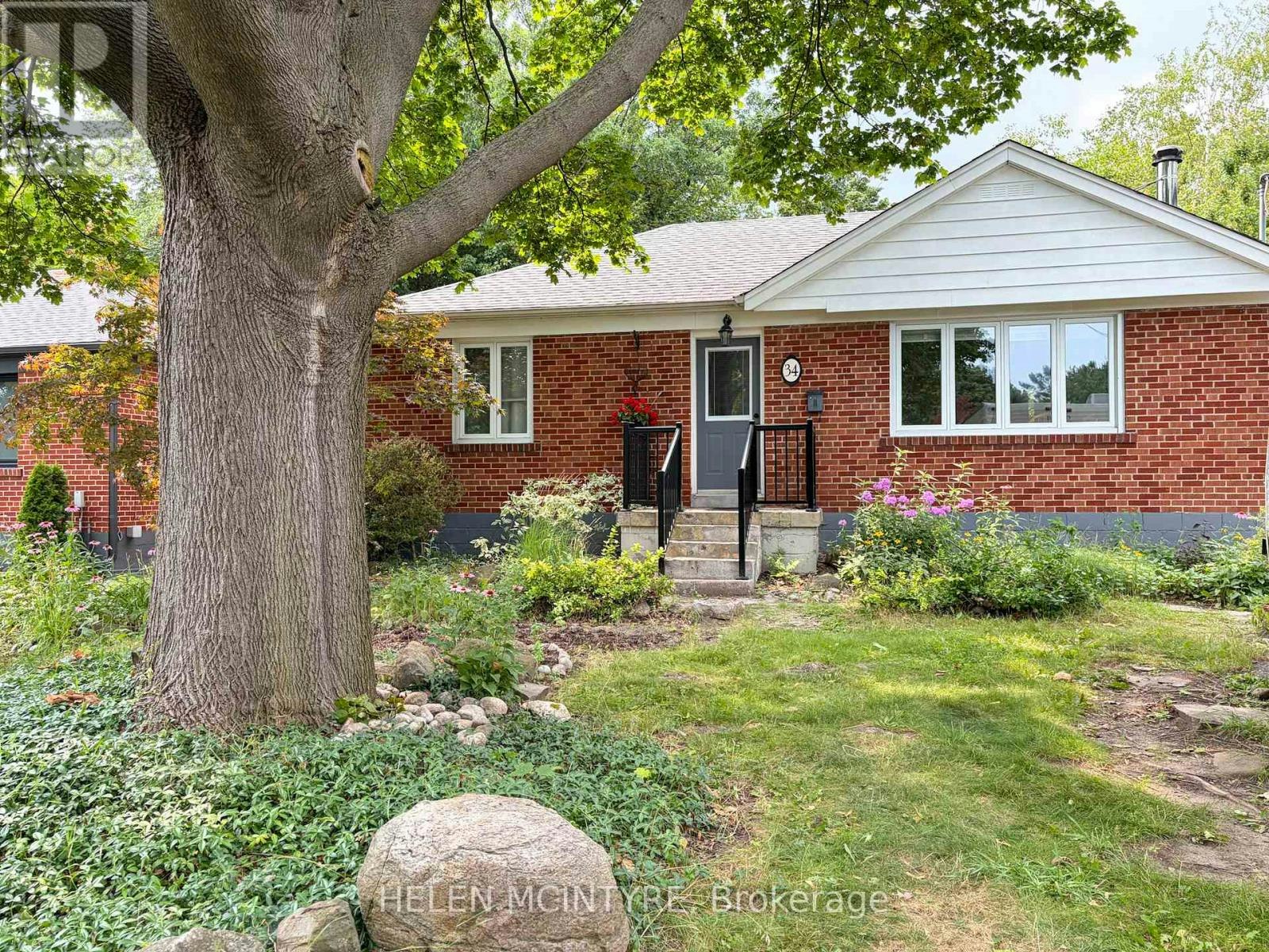 34 Dunning Crescent, Toronto, ON, M8W 4S8 - 35