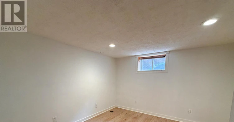34 Dunning Crescent, Toronto, ON, M8W 4S8 - 9