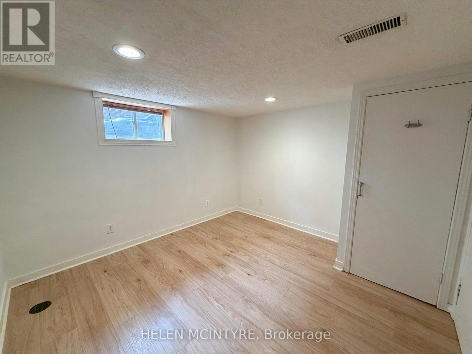 34 Dunning Crescent, Toronto, ON, M8W 4S8 - 10