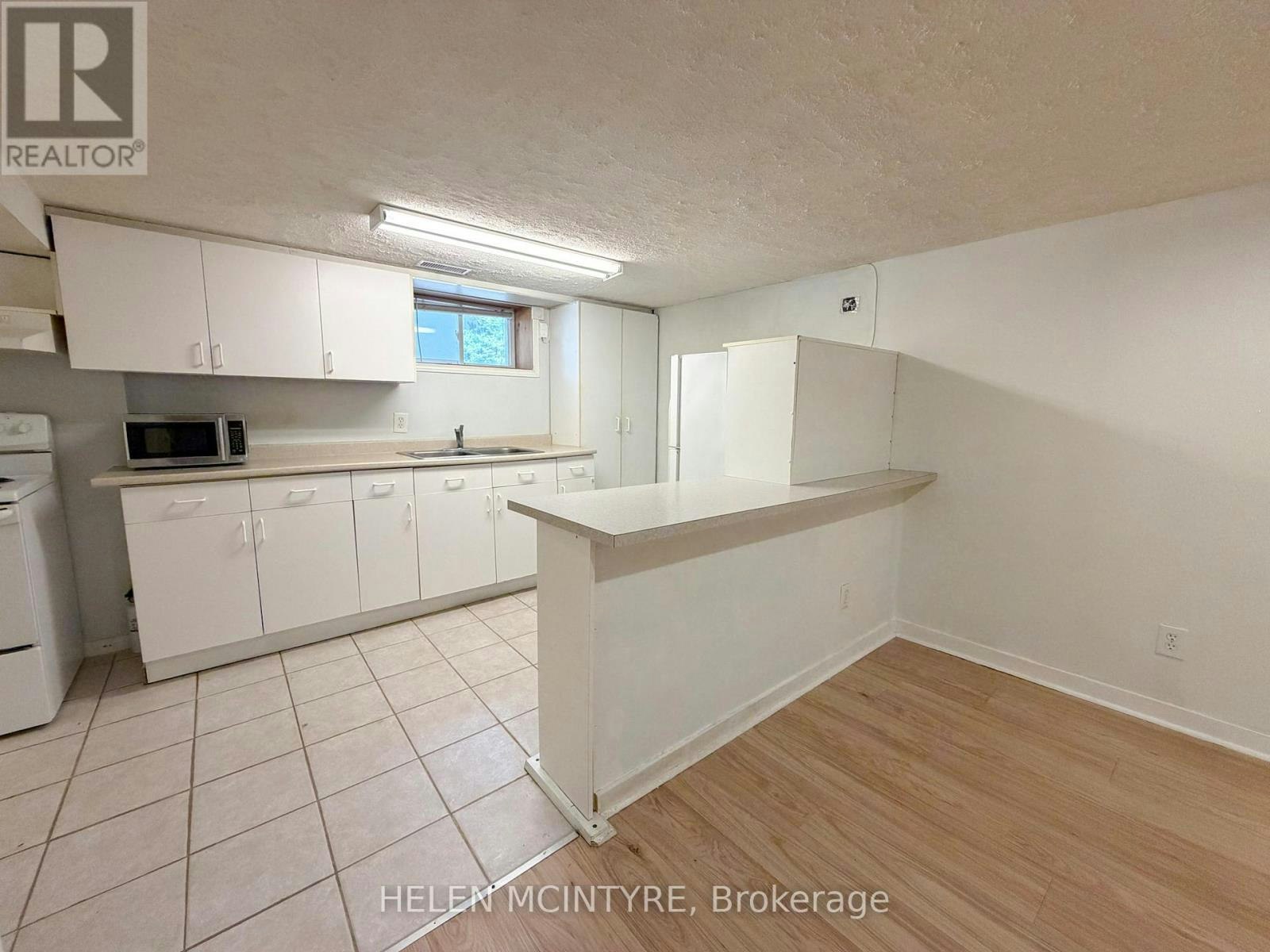 34 Dunning Crescent, Toronto, ON, M8W 4S8 - 16