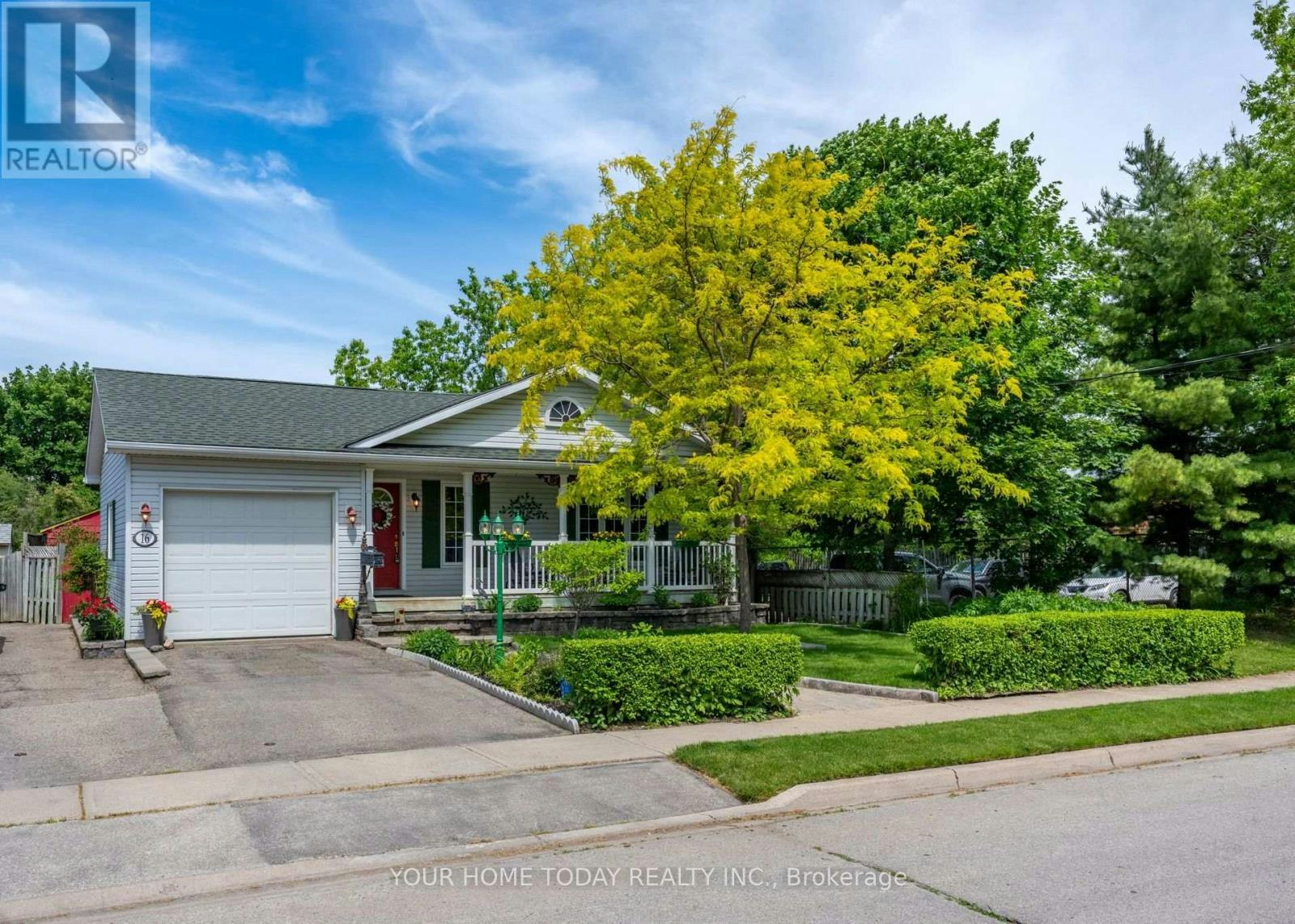 16 Normandy Boulevard, Halton Hills, ON, L7G 1W1