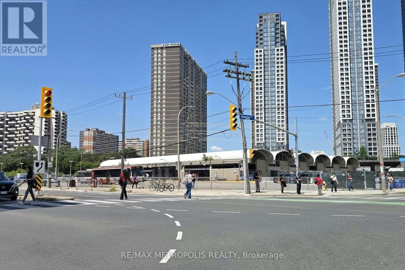 BASEMENT-1218A Islington Avenue, Toronto, ON, M8Z 4T1 - 11