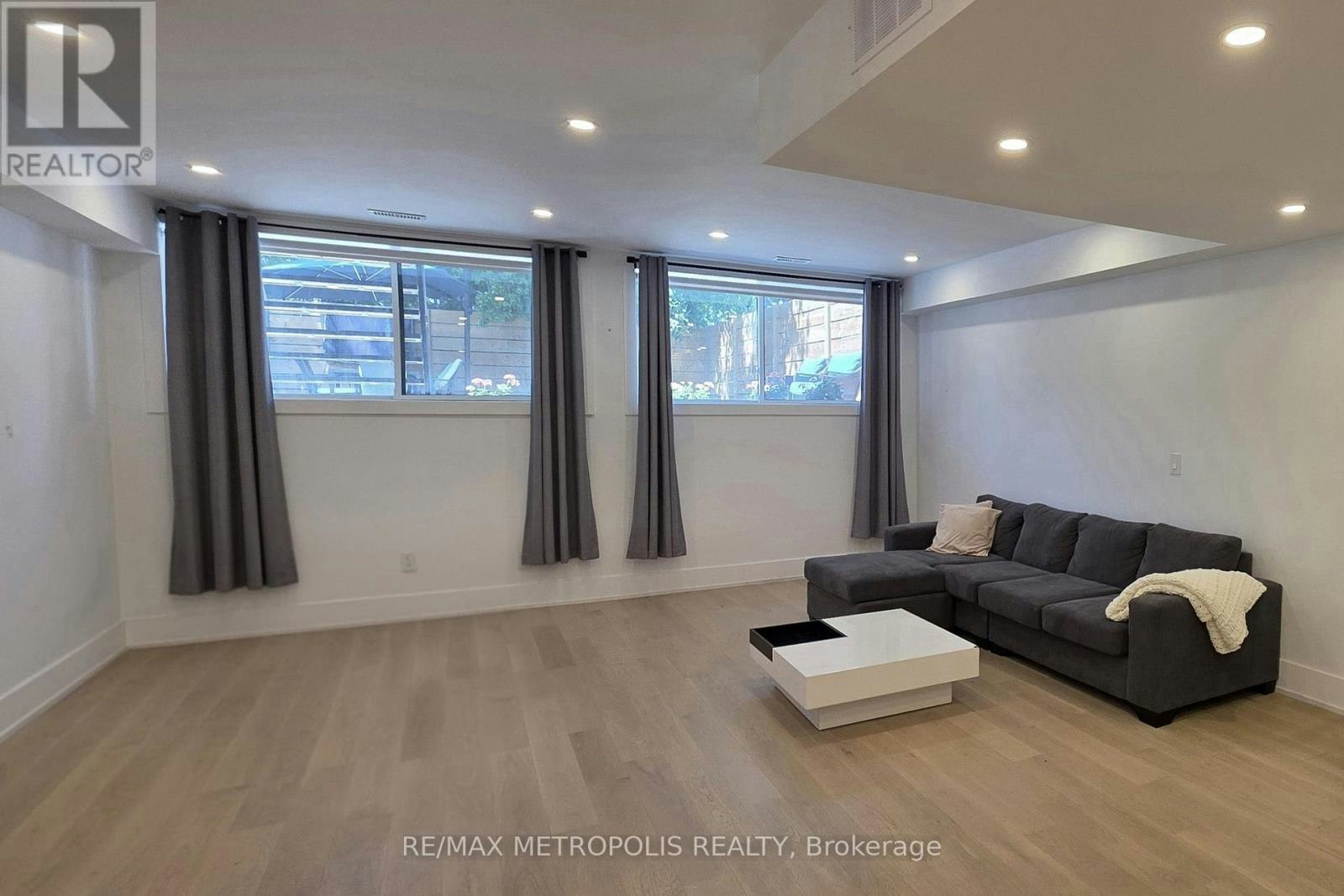 BASEMENT-1218A Islington Avenue, Toronto, ON, M8Z 4T1 - 3