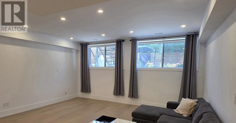 BASEMENT-1218A Islington Avenue, Toronto, ON, M8Z 4T1 - 4