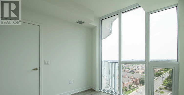 1210-1 Fairview Road E, Mississauga, ON, L5A 0B4 - 6