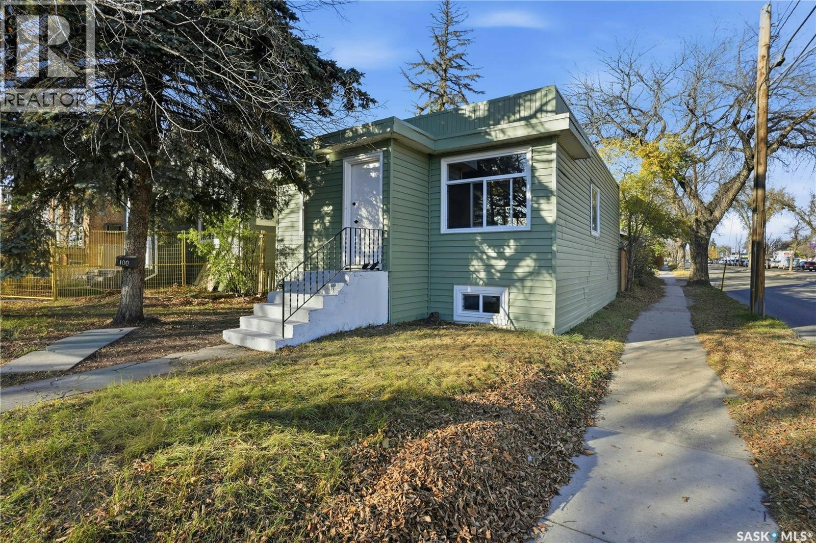 100 32nd Street W, Saskatoon, SK, S7L 0S1
