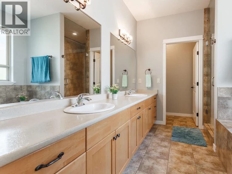 2538 Copper Ridge Drive, West Kelowna, BC, V4T 2X6 - 28