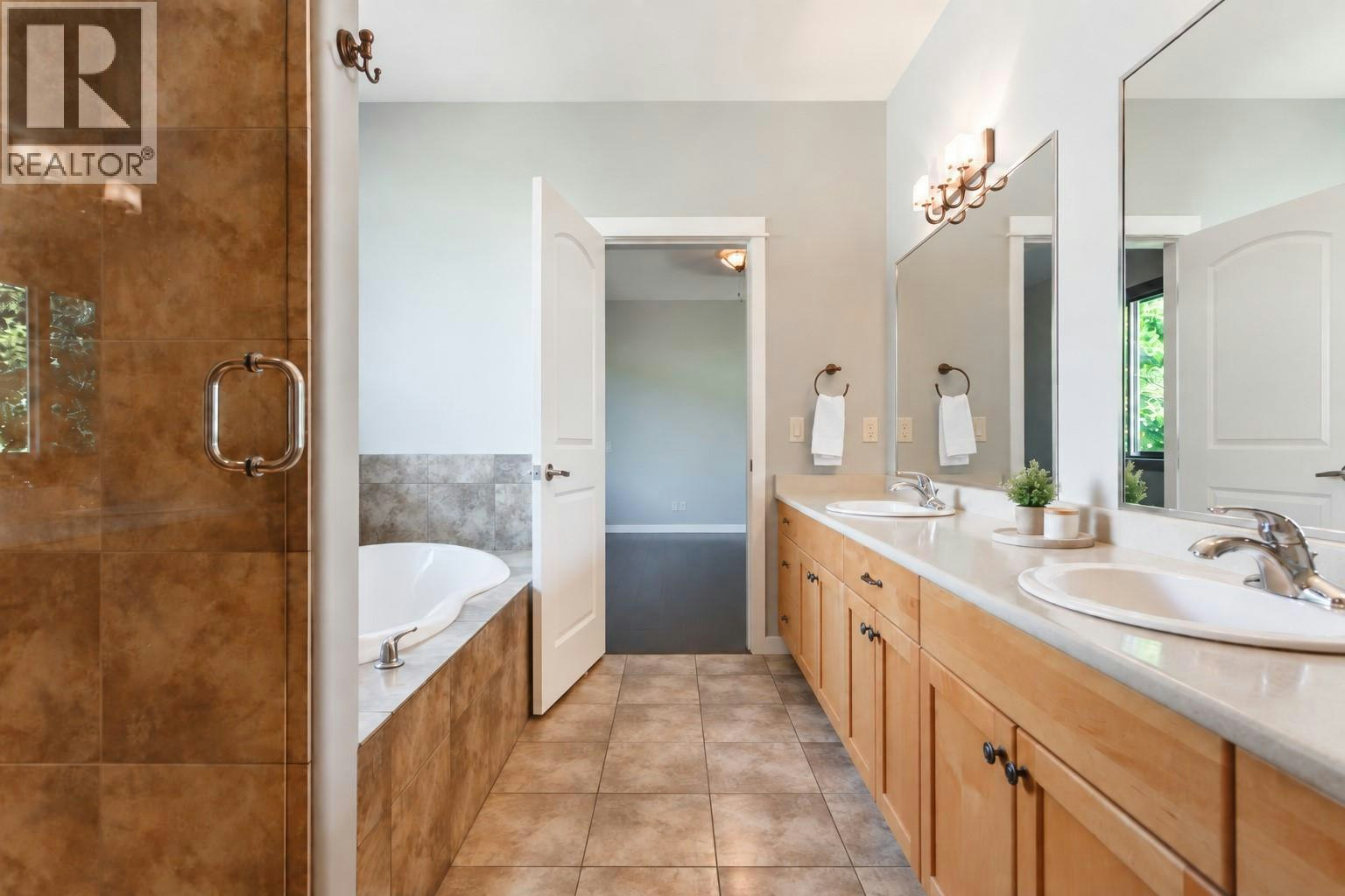 2538 Copper Ridge Drive, West Kelowna, BC, V4T 2X6 - 14
