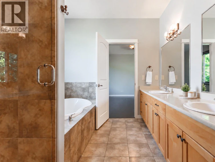 2538 Copper Ridge Drive, West Kelowna, BC, V4T 2X6 - 14