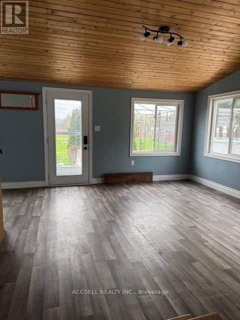8558 Centennial Avenue, Port Stanley, ON, N5P 3S6 - 10