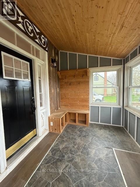 8558 Centennial Avenue, Port Stanley, ON, N5P 3S6 - 4