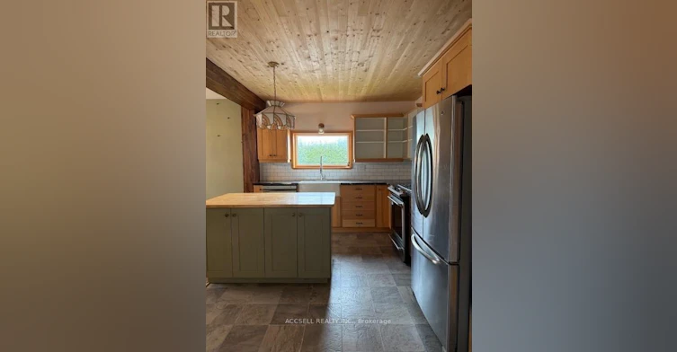 8558 Centennial Avenue, Port Stanley, ON, N5P 3S6 - 8