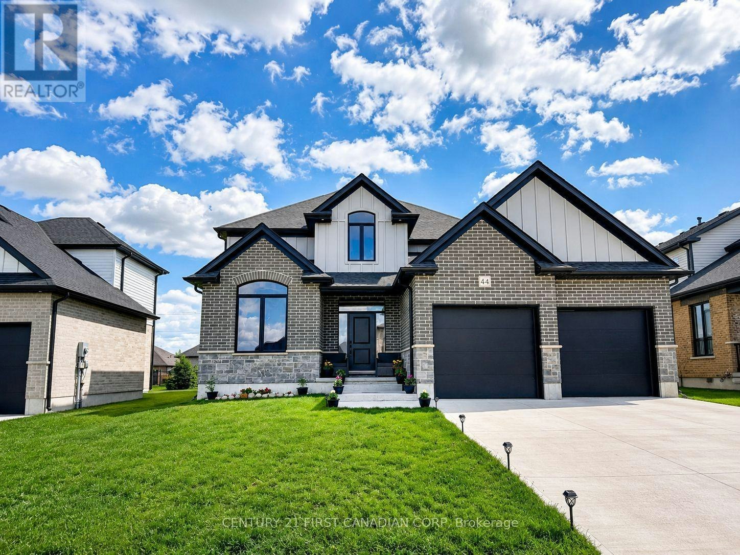 44 Kelly Drive, Kintore, ON, N0M 2M0