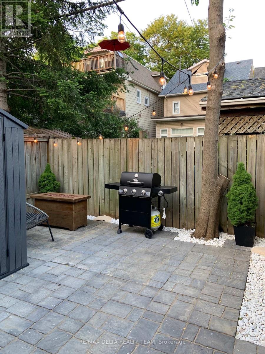 7 Craven Road, Toronto, ON, M4L 2Z4 - 30