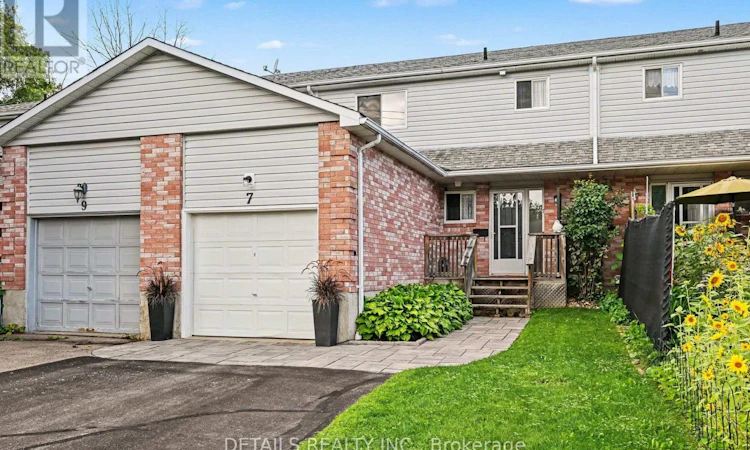 7 Isabella Street