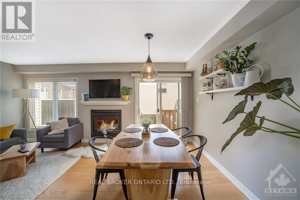 222 Meadowbreeze Drive, Ottawa, ON, K2M 3B3 - 8