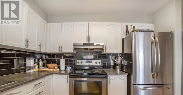 222 Meadowbreeze Drive, Ottawa, ON, K2M 3B3 - 7