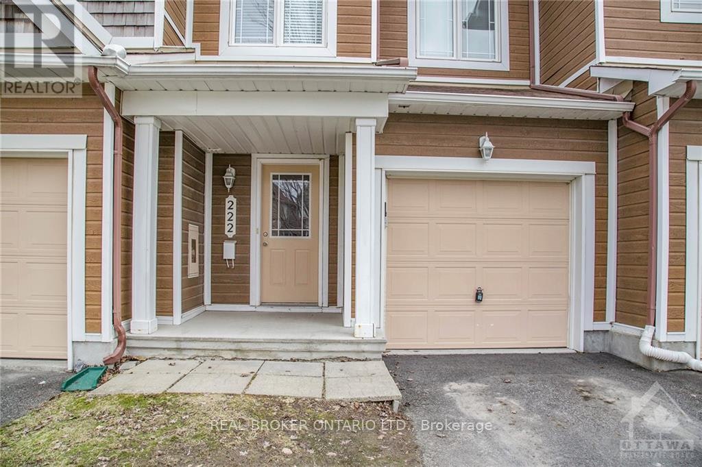 222 Meadowbreeze Drive, Ottawa, ON, K2M 3B3 - 3