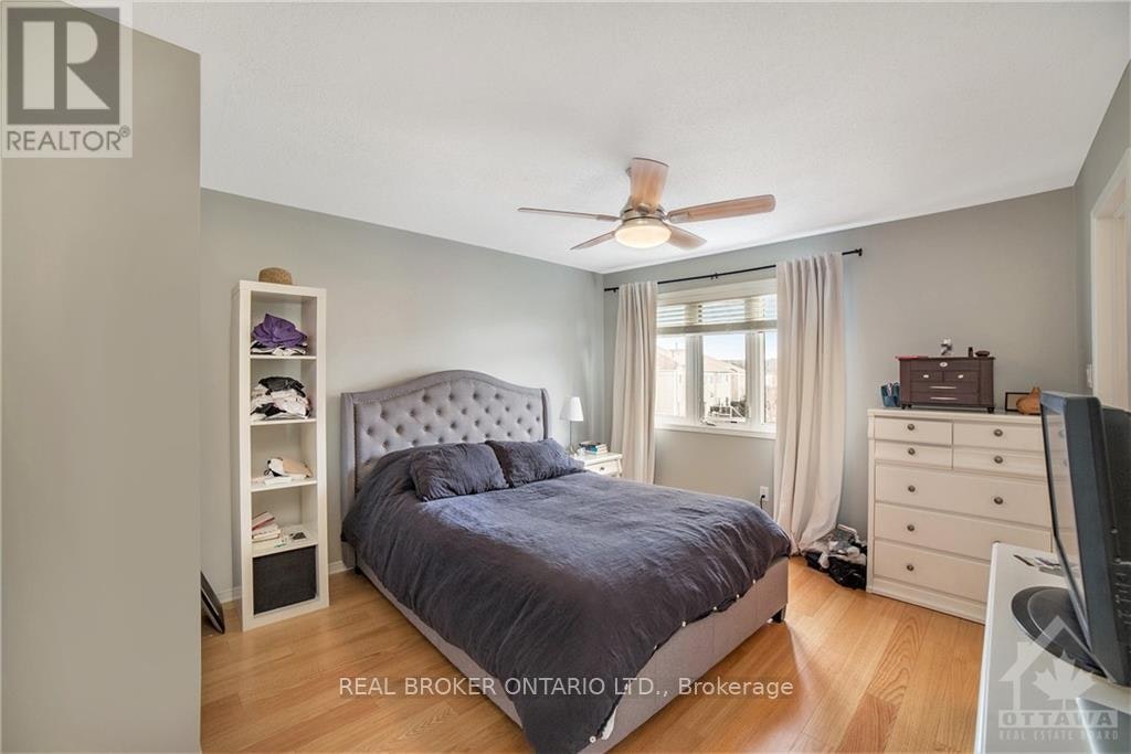 222 Meadowbreeze Drive, Ottawa, ON, K2M 3B3 - 14
