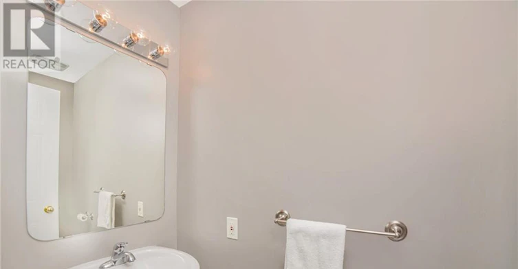 222 Meadowbreeze Drive, Ottawa, ON, K2M 3B3 - 12