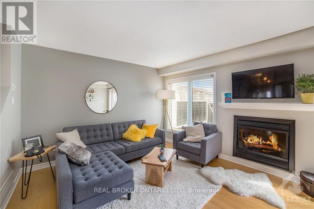 222 Meadowbreeze Drive, Ottawa, ON, K2M 3B3 - 10