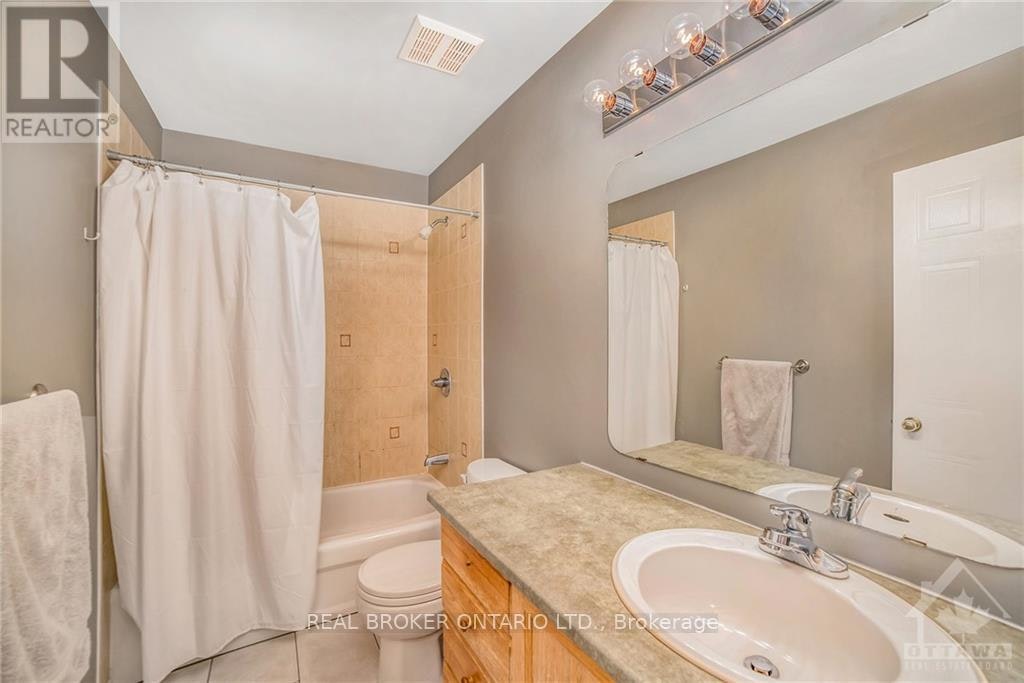 222 Meadowbreeze Drive, Ottawa, ON, K2M 3B3 - 19