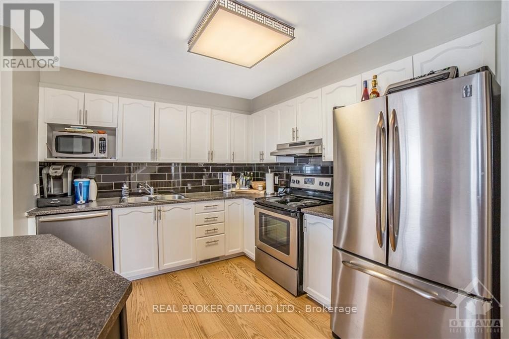 222 Meadowbreeze Drive, Ottawa, ON, K2M 3B3 - 6