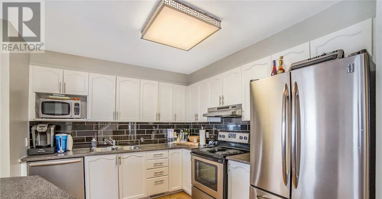 222 Meadowbreeze Drive, Ottawa, ON, K2M 3B3 - 6