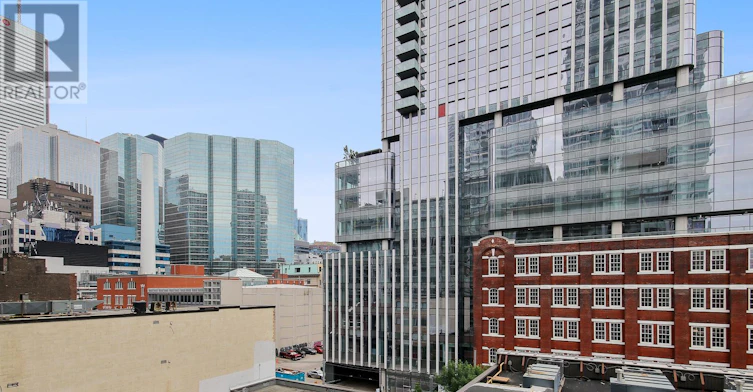 605-21 Nelson Street, Toronto, ON, M5V 3H9 - 21