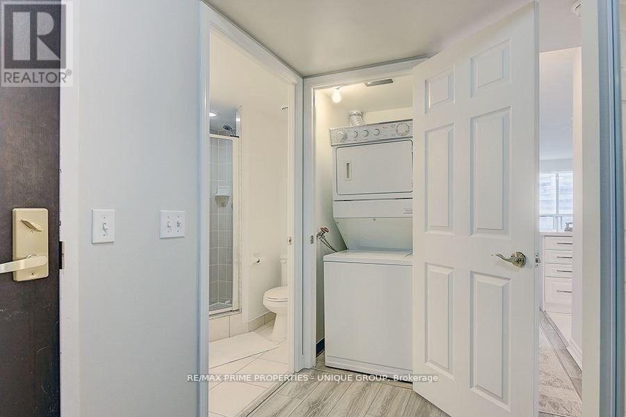 1906-30 Grand Trunk Crescent, Toronto, ON, M5J 3A4 - 16