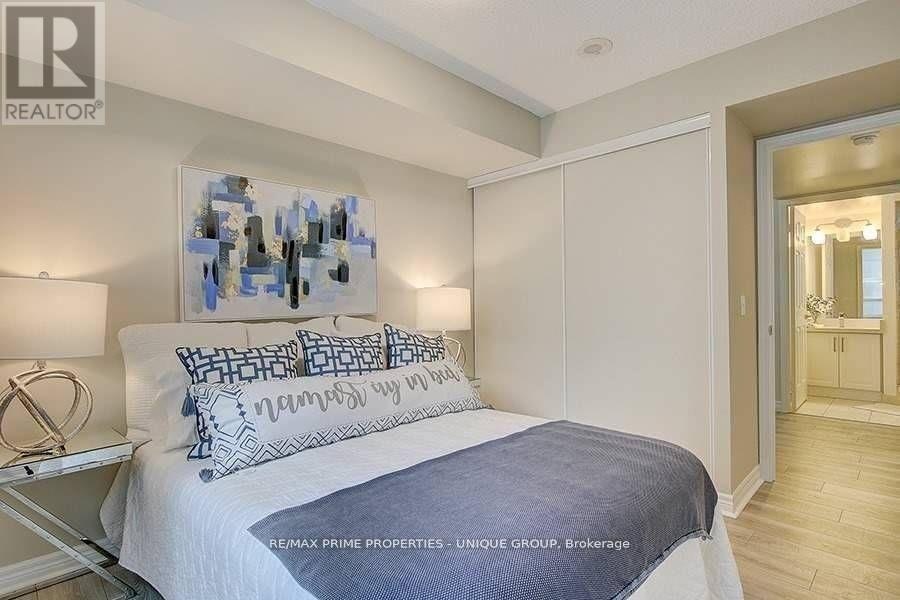 1906-30 Grand Trunk Crescent, Toronto, ON, M5J 3A4 - 11
