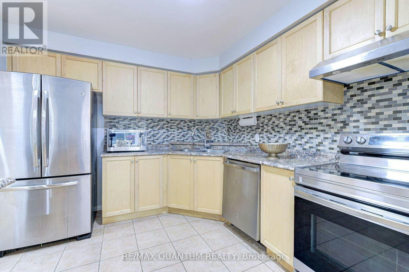 7204 Frontier Ridge, Mississauga, ON, L5N 7R2 - 14