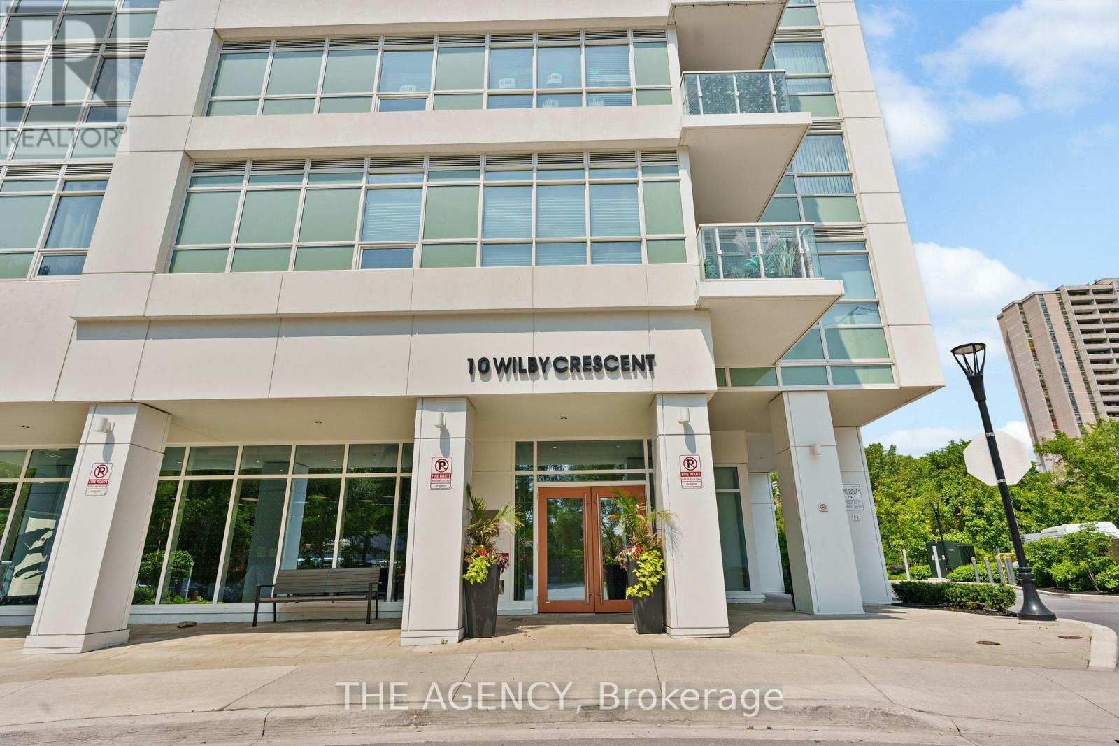 509-10 Wilby Crescent, Toronto, ON, M9N 0B6 - 2