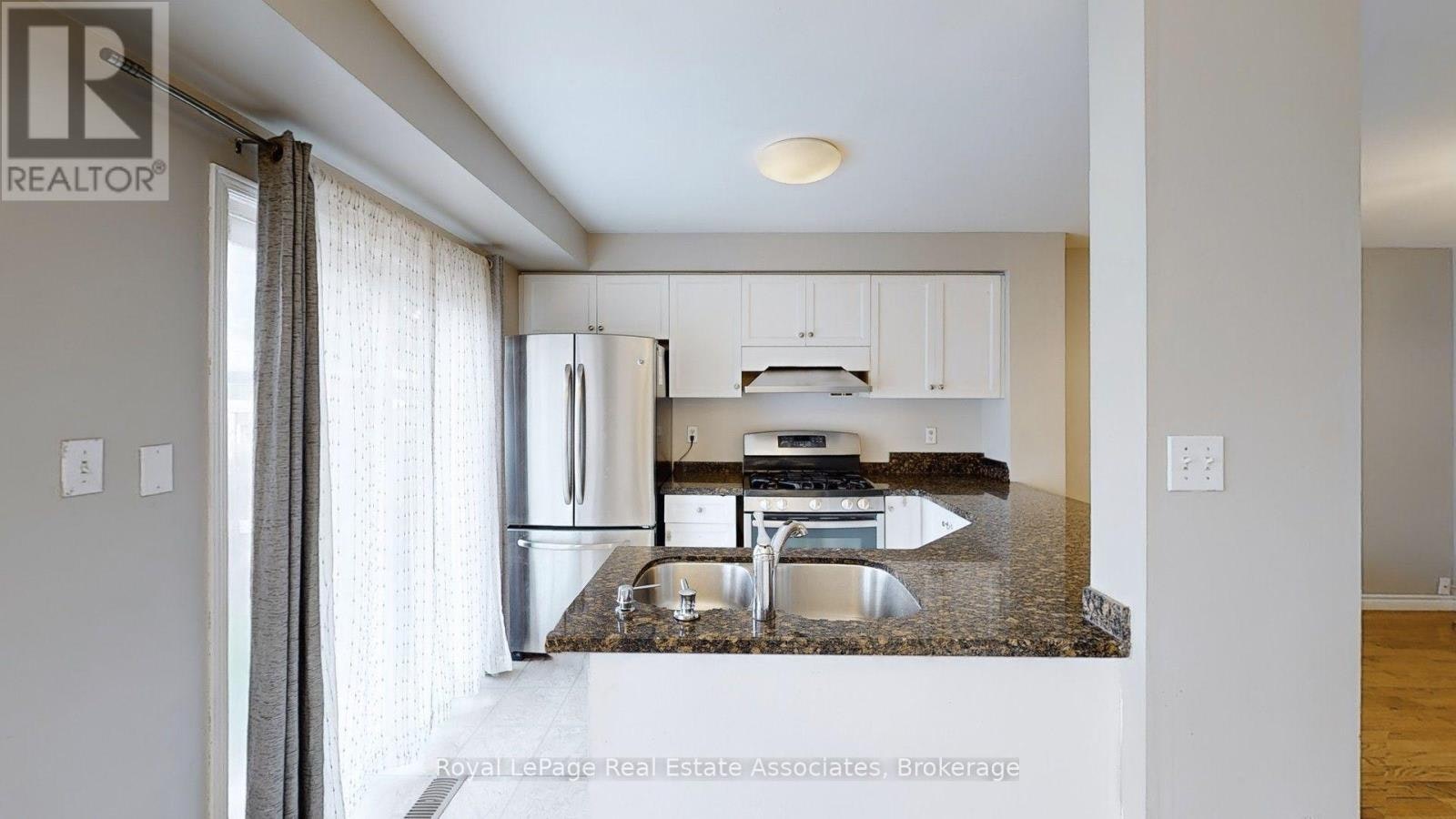 UPPER-3285 Apricot Street, Mississauga, ON, L5N 8B1 - 13