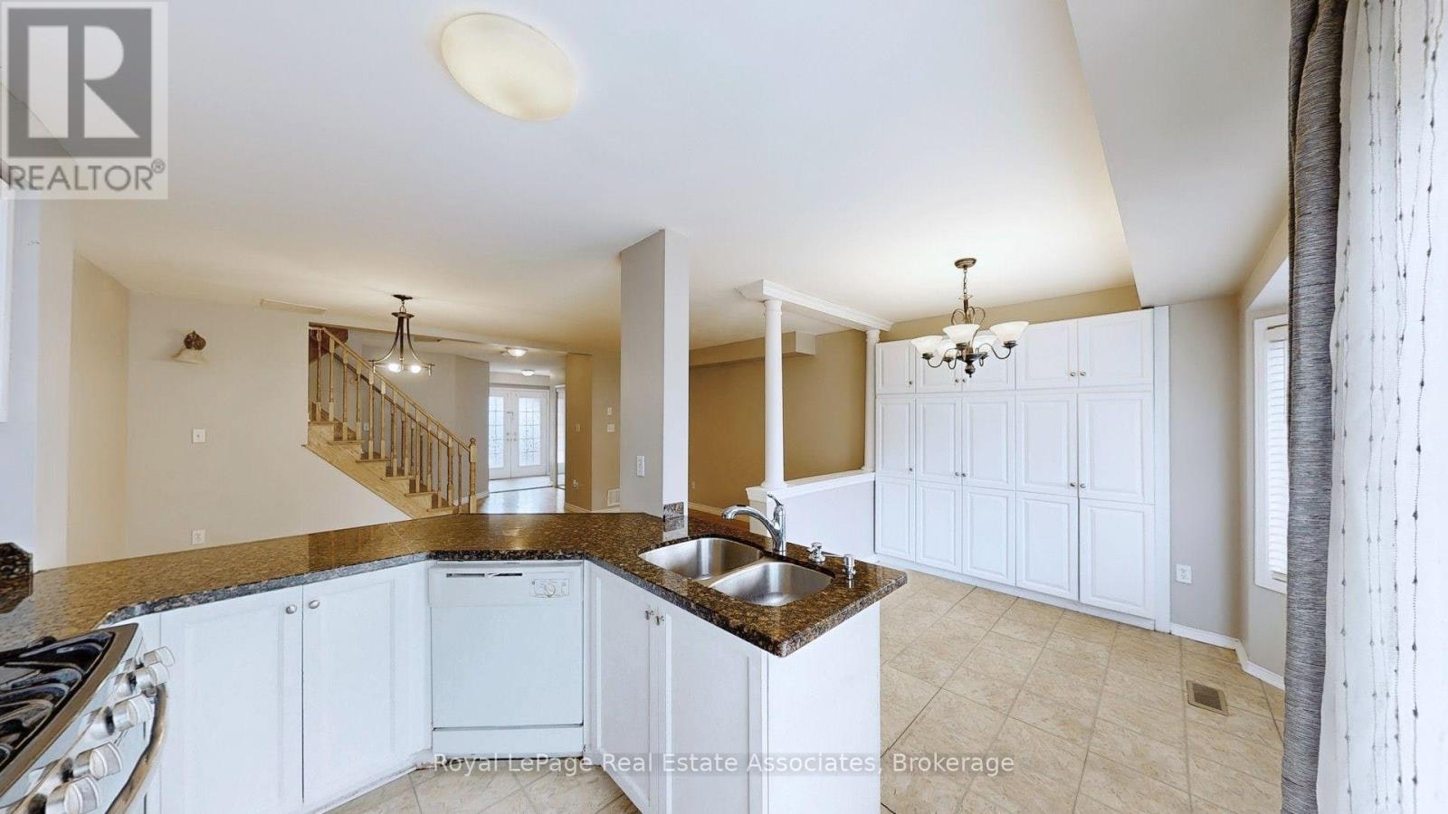 UPPER-3285 Apricot Street, Mississauga, ON, L5N 8B1 - 20