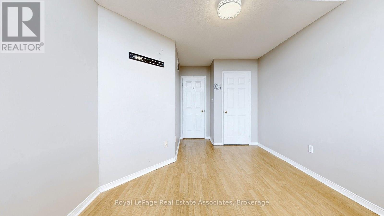 UPPER-3285 Apricot Street, Mississauga, ON, L5N 8B1 - 41