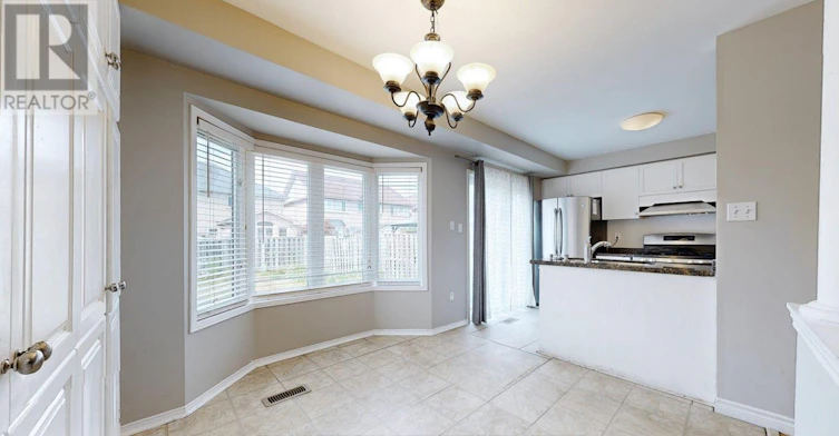 UPPER-3285 Apricot Street, Mississauga, ON, L5N 8B1 - 23