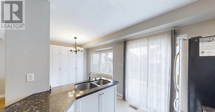 UPPER-3285 Apricot Street, Mississauga, ON, L5N 8B1 - 18
