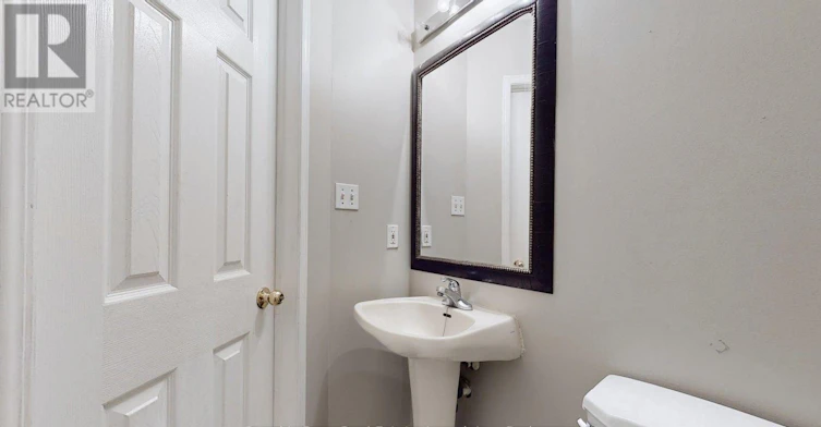 UPPER-3285 Apricot Street, Mississauga, ON, L5N 8B1 - 26