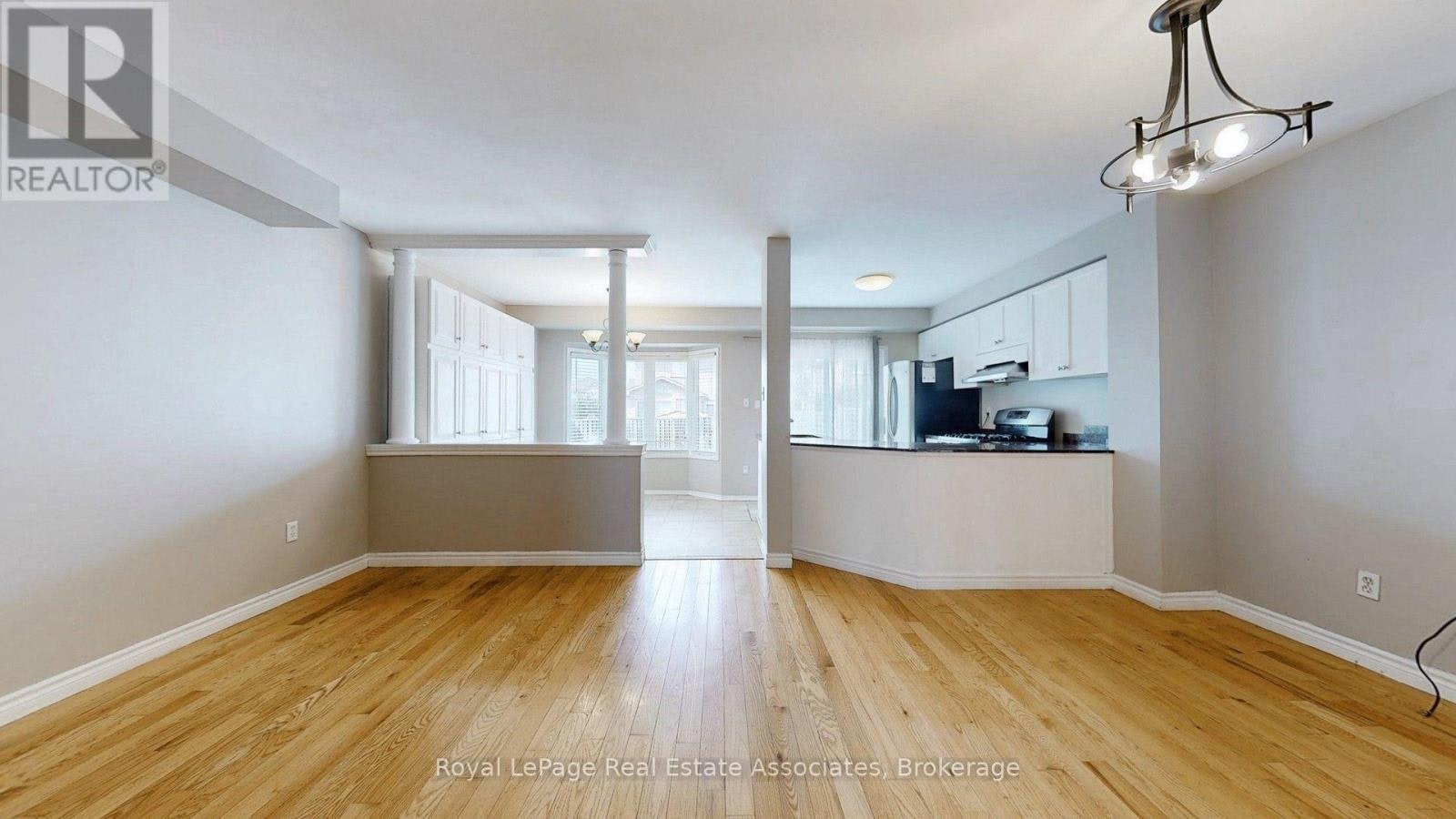 UPPER-3285 Apricot Street, Mississauga, ON, L5N 8B1 - 4